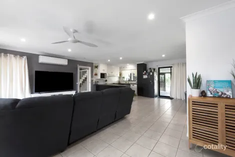 Property photo of 8 Cuthbert Court Slade Point QLD 4740