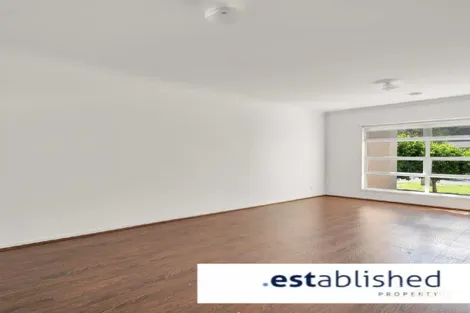 Property photo of 23 Tarcoola Crescent Point Cook VIC 3030