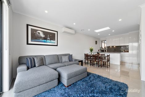 Property photo of 22 Ballymarang Chase Cranbourne West VIC 3977
