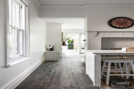 Property photo of 28 St Leonards Road Ascot Vale VIC 3032