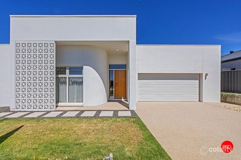 Property photo of 12 Imagine Drive Strathfieldsaye VIC 3551