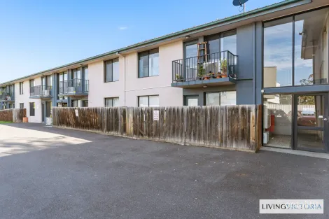 3/9 Churchill Ave, Maidstone, VIC 3012