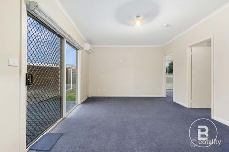 Property photo of 23 Grandview Grove Wendouree VIC 3355