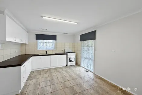 Property photo of 83 Excelsior Drive Frankston North VIC 3200