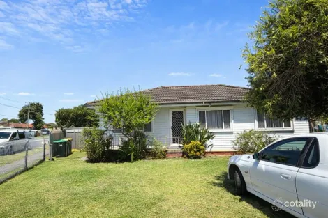 39 Andrew Ave, Canley Heights, NSW 2166