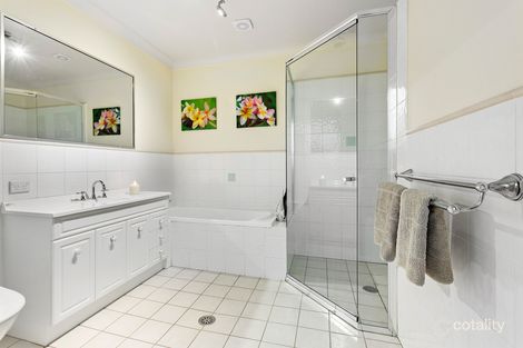 Property photo of 2/1 Woolshed Place Maryville NSW 2293