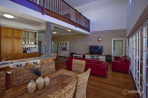 Property photo of 9 Princess Road Doubleview WA 6018