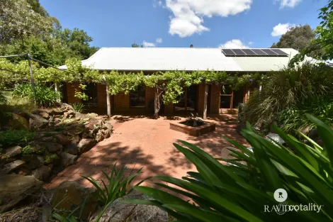 44 WALLACE RD, ALLANS FLAT, VIC 3691