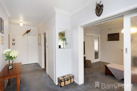 Property photo of 11 Simpson Street Sunshine North VIC 3020