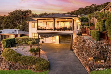 10 Yakaloo Cres, Forresters Beach, NSW 2260