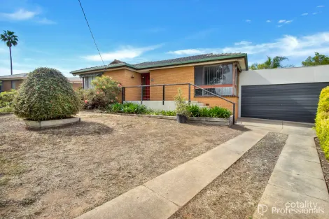 34 Cobb St, Tolland, NSW 2650