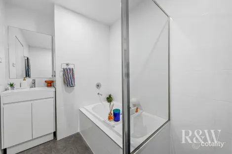Property photo of 411/38-42 Chamberlain Street Campbelltown NSW 2560