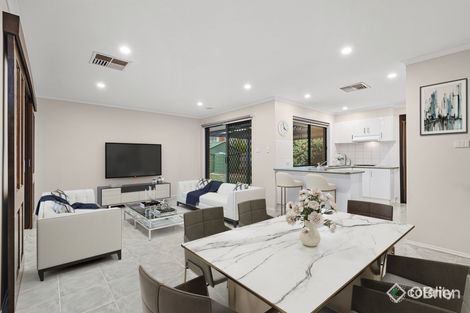Property photo of 4 Sir Harold Close Endeavour Hills VIC 3802