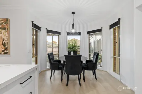 Property photo of 62 Botanic Drive Hillside VIC 3037