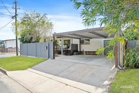 16 Warner St, Manunda, QLD 4870