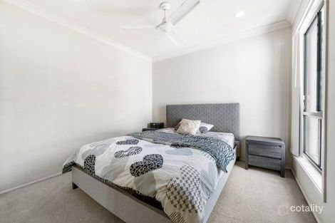 Property photo of 43 Waterlily Circuit Carseldine QLD 4034