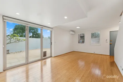 Property photo of 65E Moore Park Road Centennial Park NSW 2021