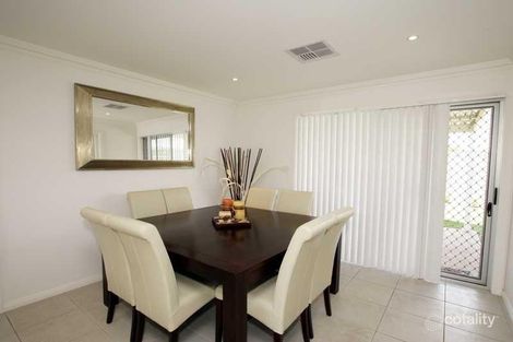 Property photo of 2/3 Bogong Crescent Tatton NSW 2650