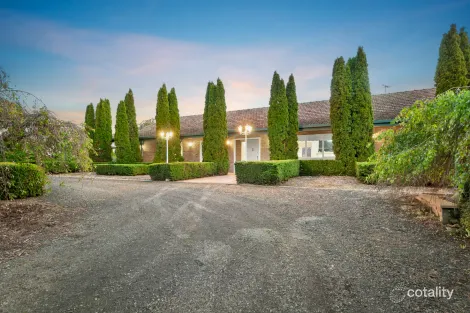 Property photo of 134 Monbulk Road Mount Evelyn VIC 3796