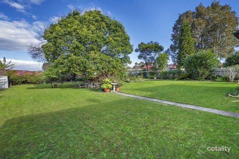 Property photo of 16 The Circle Narraweena NSW 2099