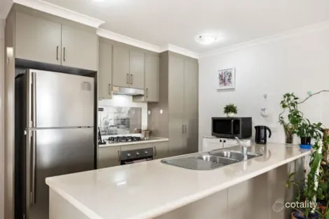 Property photo of 30 Refshauge Crescent Macgregor ACT 2615