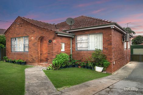 18 Warren Pde, Punchbowl, NSW 2196