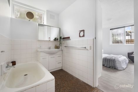 Property photo of 1/29 Upton Road Windsor VIC 3181