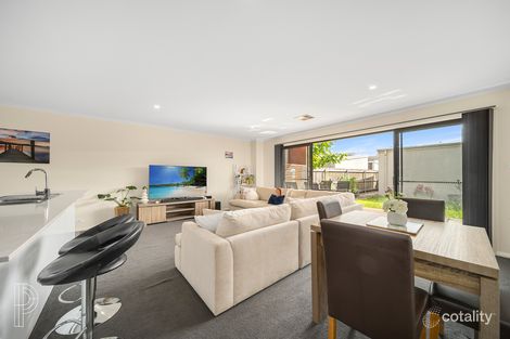 Property photo of 36 Taggart Terrace Coombs ACT 2611