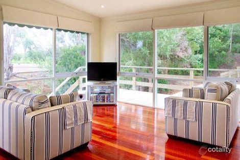Property photo of 1 Fairsea Grove Rye VIC 3941