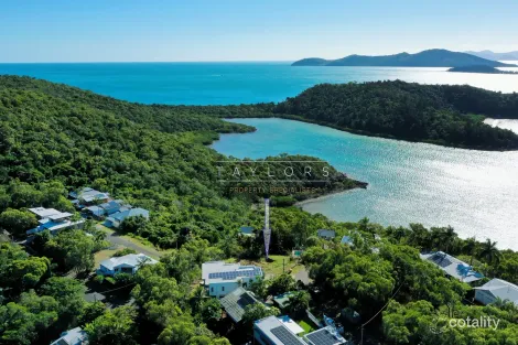 15 Neerim Cres, Shute Harbour, QLD 4802
