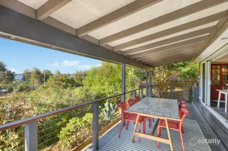 Property photo of 11 Thomas Street Tascott NSW 2250