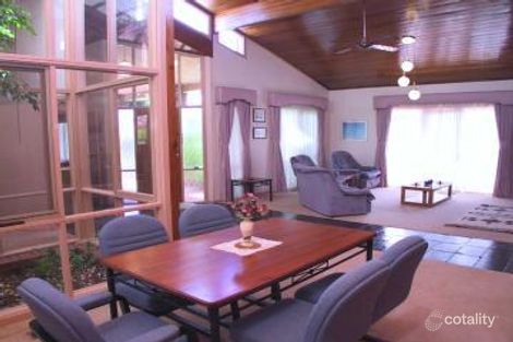 Property photo of 8 Incana Place Rowville VIC 3178