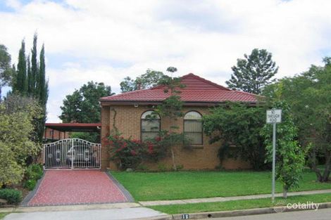 18 Bougainville Ave, Bossley Park, NSW 2176