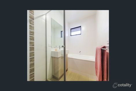 Property photo of 2/13 Simpsons Road Box Hill VIC 3128