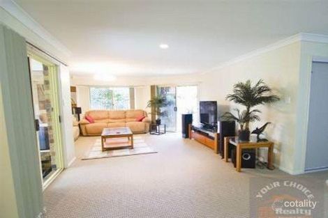 Property photo of 12 Baxter Crescent Forest Lake QLD 4078