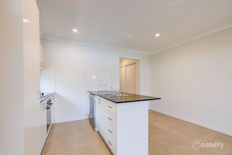 Property photo of 17 Heath Terrace Park Ridge QLD 4125