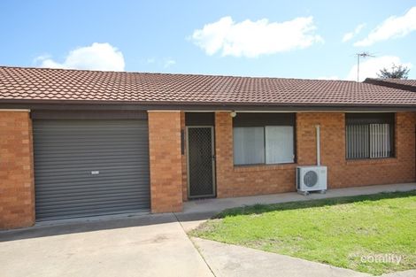2/63 Nasmyth St, Young, NSW 2594