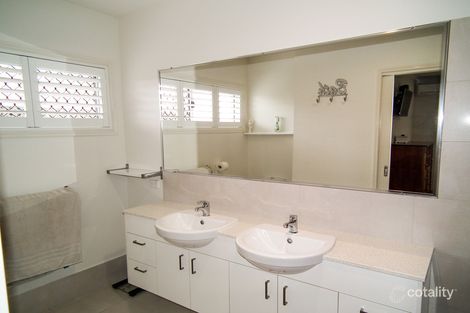 Property photo of 16 Bronte Place Urraween QLD 4655