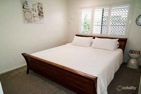 Property photo of 16 Bronte Place Urraween QLD 4655