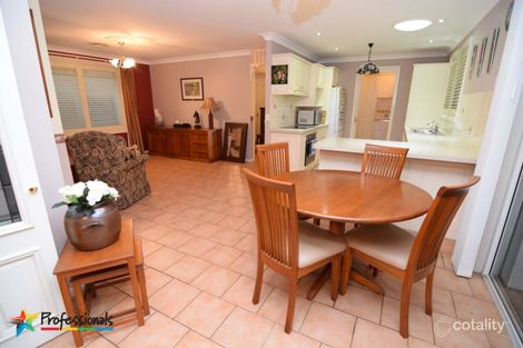 Property photo of 25 Roxburgh Drive Kelso NSW 2795