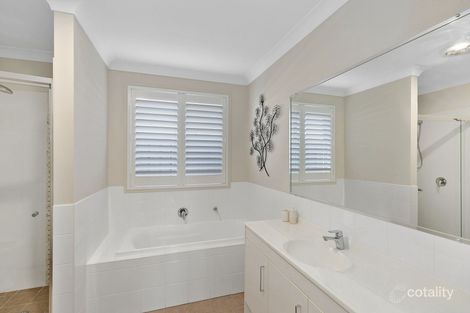 Property photo of 8 Dell Close Hamlyn Terrace NSW 2259
