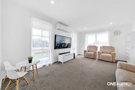 Property photo of 42 Mount Eagle Way Wyndham Vale VIC 3024
