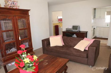 Property photo of 2/79 Howard Avenue Dee Why NSW 2099