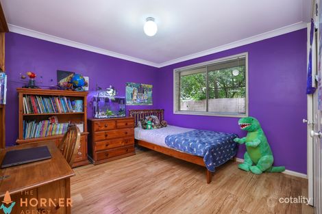 Property photo of 42 Green Close Mardi NSW 2259