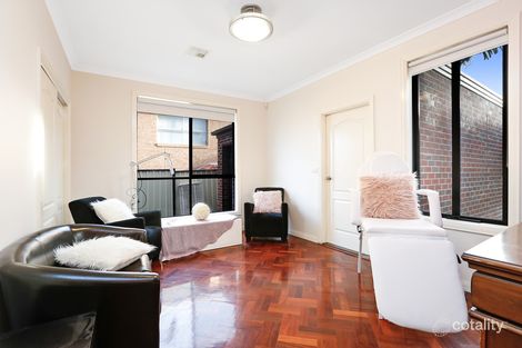 Property photo of 6 Fraserburgh Crescent Greenvale VIC 3059