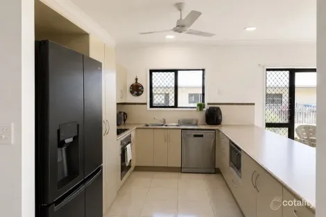 Property photo of 18 Rangeleigh Court Mount Louisa QLD 4814