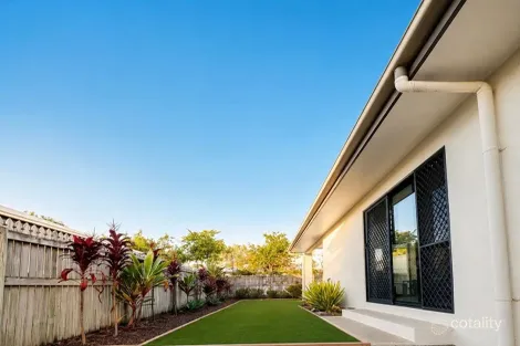 Property photo of 18 Rangeleigh Court Mount Louisa QLD 4814