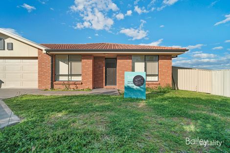 Property photo of 3/35 Sinclair Avenue Hunterview NSW 2330