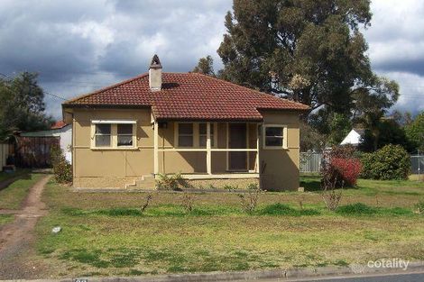 28 Belford St, Ingleburn, NSW 2565