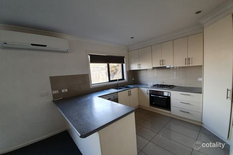 Property photo of 2 Elder Court Carrum Downs VIC 3201